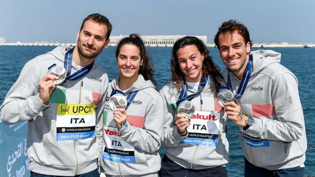Giulia Gabbrielleschi d’argento con la staffetta 4×1500 ai Mondiali di D… Giulia Gabbrielleschi d’argento con la staffetta 4×1500 ai Mondiali di D…