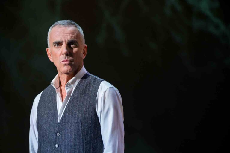 “Due pugni guantati di nero”: Federico Buffa torna al Garibaldi di Prato