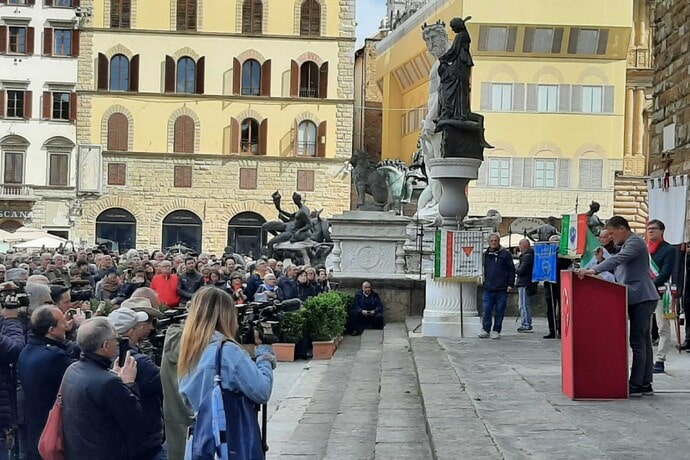 25 aprile, in piazza Signoria Massini legge Scurati