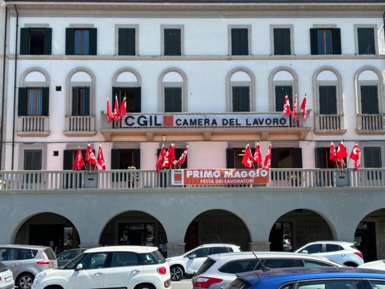 La Cgil in campo contro il Jobs Act e per la riorganizzazione della filiera del tessile