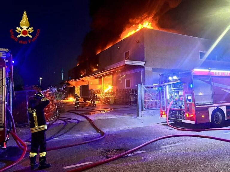 Gli “incentivi” pericolosi delle sopraelevazioni dei capannoni produttivi