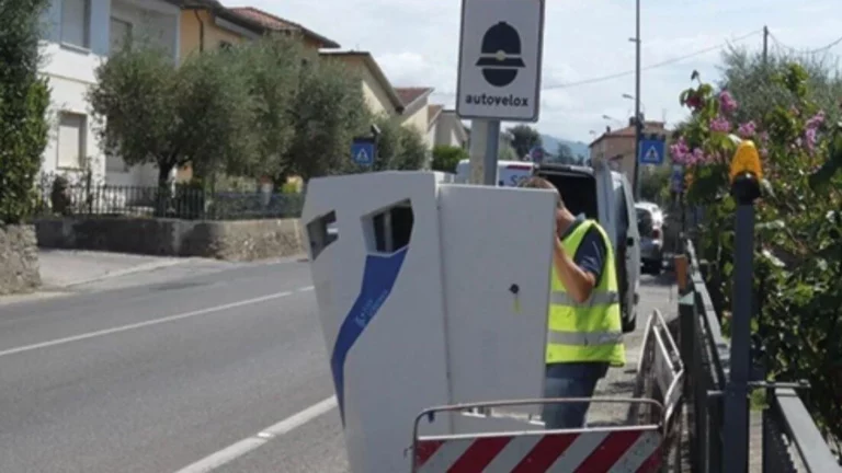 Autovelox in via Sestini, 34mila multe in 5 mesi. Un incontro dell’Auser di Montale