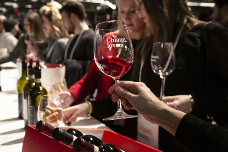 Vino, il Consorzio Chianti debutta in Canada