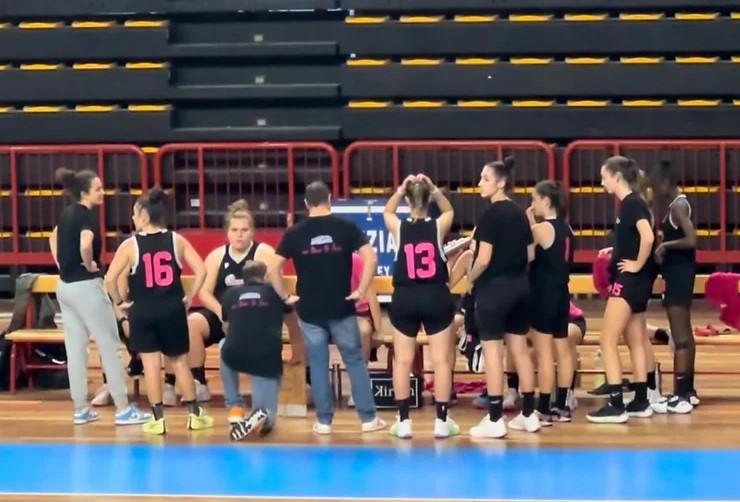Niko Basket corsara a Umbertide: 76-55