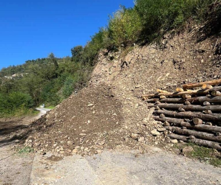 Frana di via Nuova di Campiglio, i disagi perdurano