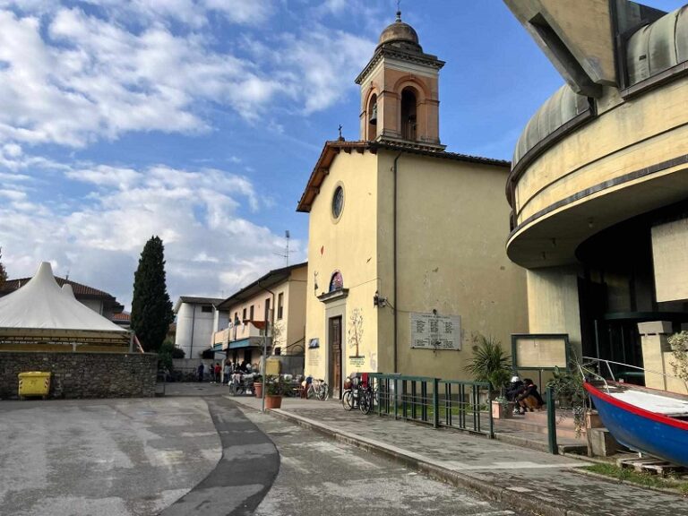 Trasferimento da Vicofaro, la Diocesi smentisce don Biancalani 