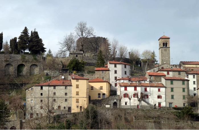 Rivoluzione appenninica per dare un futuro alla montagna. Il progetto degli Amici della politica