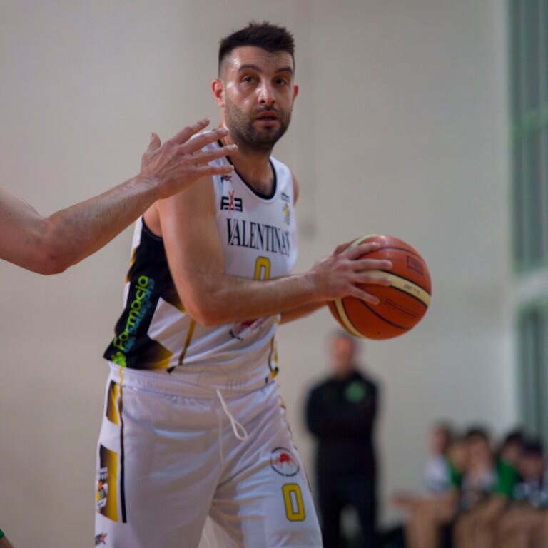 Valentina’s cede alla forza del Pino Firenze: 61-67