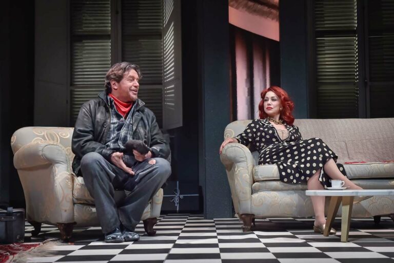 Nancy Brilli in scena al Pacini di Pescia con “L’ebreo”