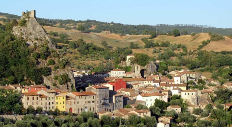 Carbonai pistoiesi tassati in Maremma nel 1700: la tassa grava adesso sui loro eredi