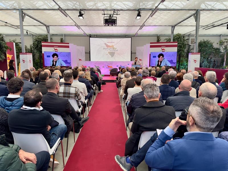 Unicoop Firenze incontra il territorio di Pistoia. Il calendario degli a… Unicoop Firenze incontra il territorio di Pistoia. Il calendario degli a…