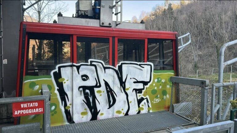 Vandalizzata una cabina dell’impianto della Doganaccia