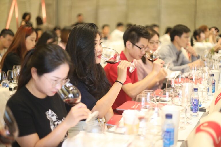 Al via Vinexpo Asia 2026 a Hong Kong