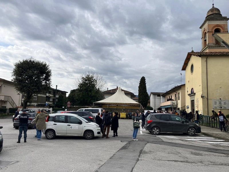 Due ragazzi (fragili) di Vicofaro in CPR. Don Biancalani: ‘non ci sto, g… Due ragazzi (fragili) di Vicofaro in CPR. Don Biancalani: ‘non ci sto, g…