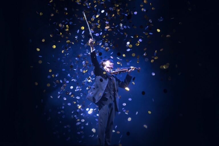 “Incanti”: uno show tra illusioni e magia al Teatro Verdi