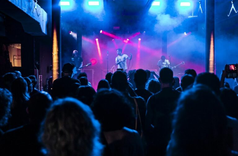 A Prato torna Off Tune Festival, tre giorni di post punk e indie pop