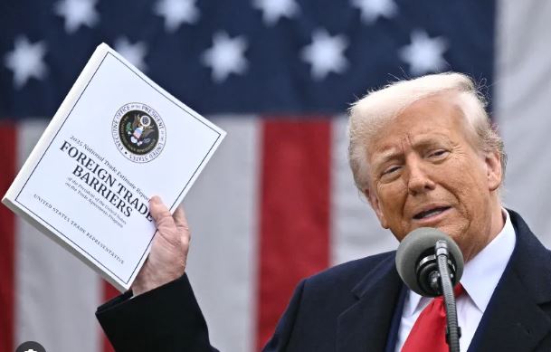 Iran, proteste represse nel sangue: migliaia di morti. Trump: “Arrivano gli aiuti”