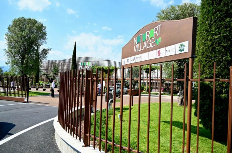 Basta fretta e distrazione, anche quando mangiamo. Un incontro al Naturart Village