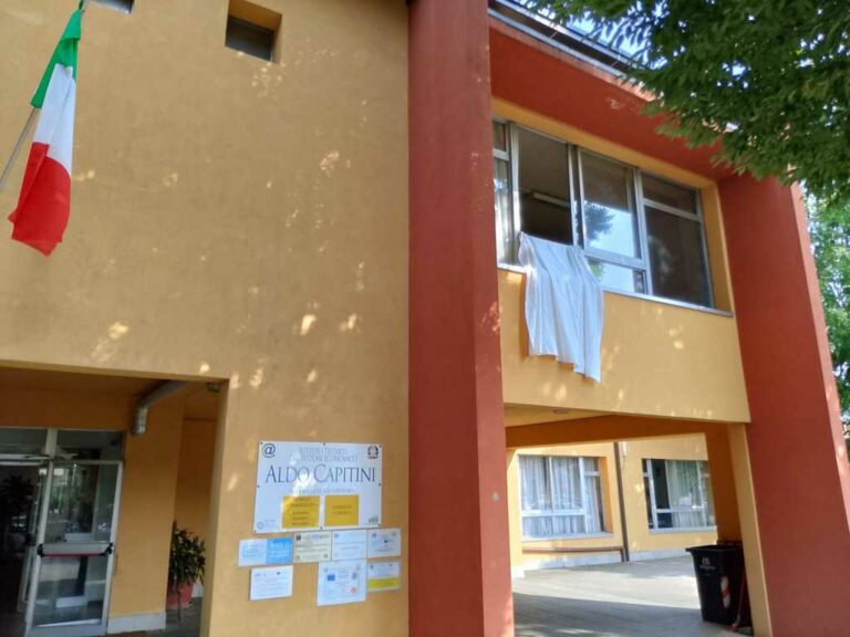 Il Capitini per la pace: un appello a “restare umani” di fronte alla violenza