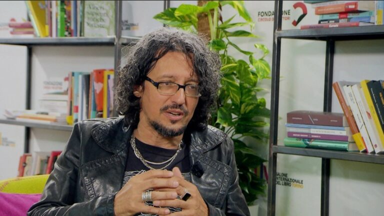 Il disagio e il dissenso degli adolescenti, incontro con Marco Rovelli 