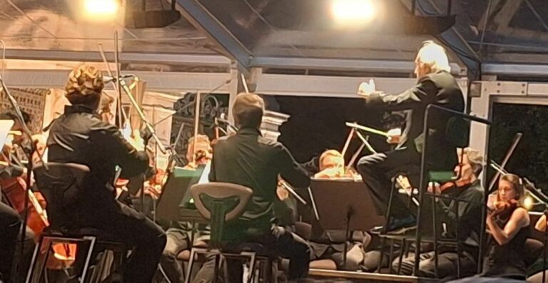 Montecatini, il ritorno al passato con il Maggio fiorentino regala una grande serata di musica