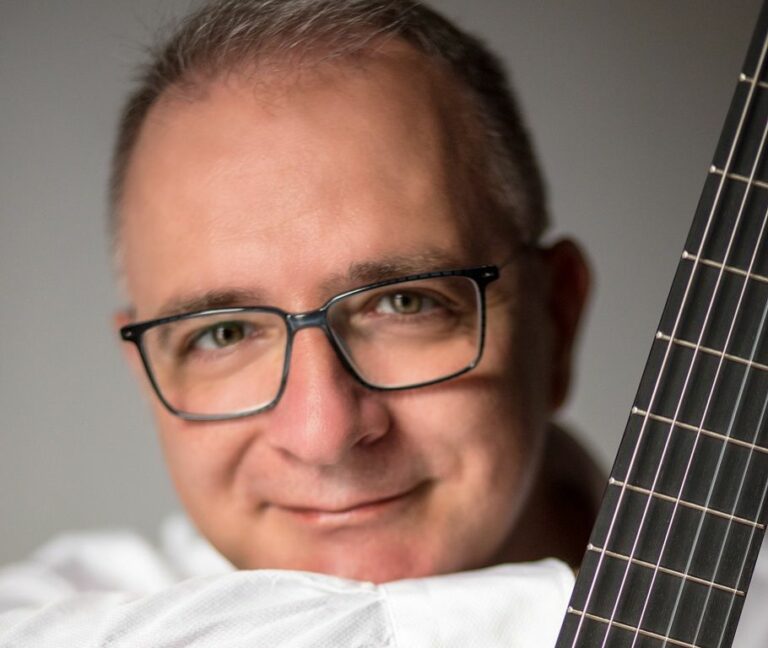 “Chitarra, amore e fantasia”: il recital di Vito Nicola Paradiso a Lamporecchio