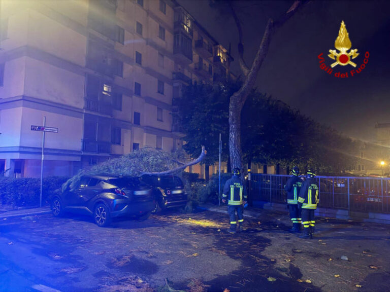 Maltempo, a Prato i vigili del fuoco hanno raddoppiato il personale