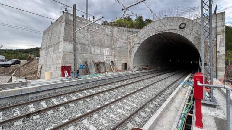 Lavori al raddoppio, dalle 15 di sabato e tutta la domenica stop dei treni fra Pistoia e Montecatini