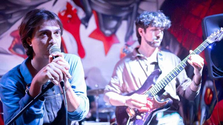 Acanto e Giovedì, due voci dell’indie italiano al Circolo Ho Chi Minh