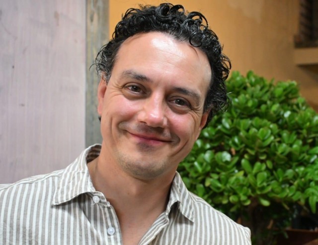 Elezioni 2025. Alessio Laschi (AVS): “Agevolazioni mirate alle aziende del tessile pratese”