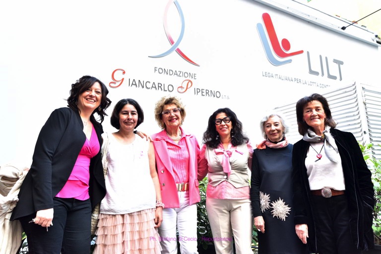 Donne: l’arte della Solidarietà
