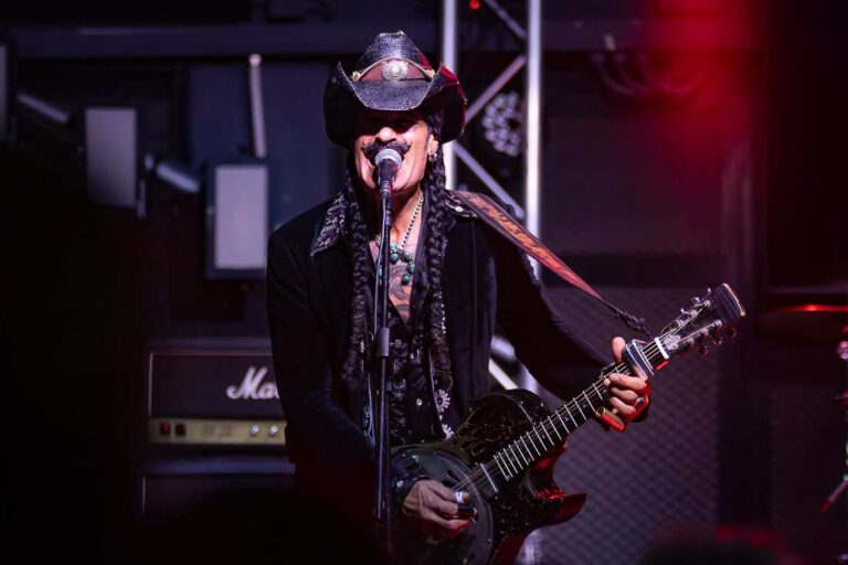Il “viaggio nel Blues” di Eric Sardinas al Santomato Live