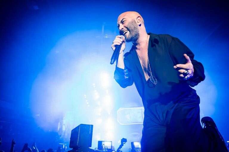 Negramaro in concerto: Firenze come teatro di visioni e memoria