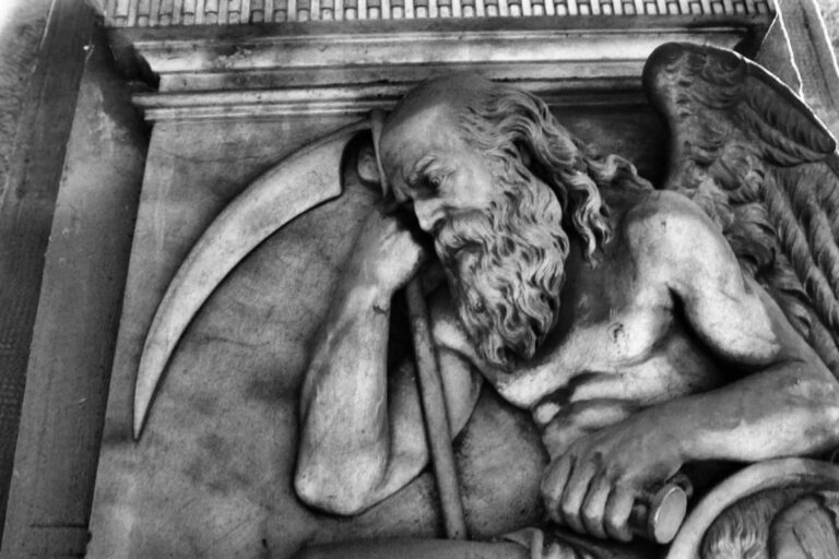 “Eredi del Tempo”: a Pistoia la mostra fotografica di Melani e il nuovo libro di Morucci