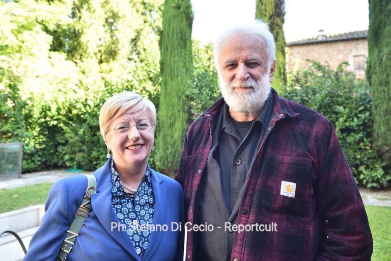 Certaldo, l’arte di Marco Lodola incontra il Decameron di Boccaccio