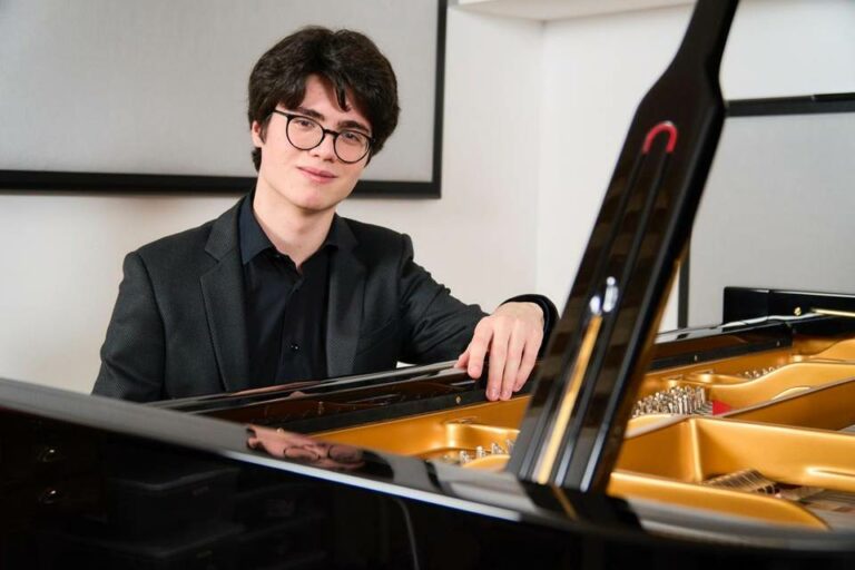 Il giovane pianista Davide Conte in concerto al Seminario Vescovile