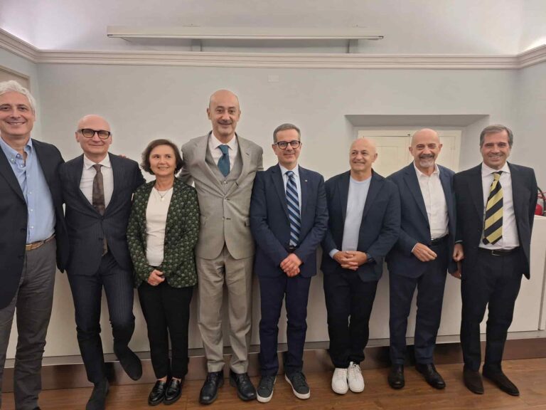 Una festa da tutto esaurito per i quindici anni di Palazzo delle Professioni