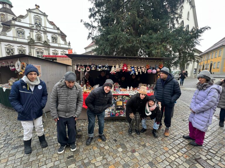 I mercatini di Natale di Wangen si accendono con le creazioni artigianali dei ragazzi della Cooperativa Cui