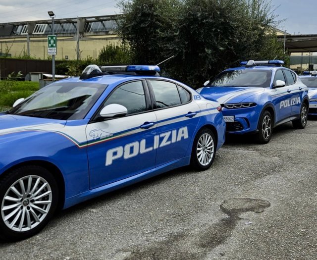 Firenze, cerca di fuggire dalla Polizia dopo un furto: arrestato
