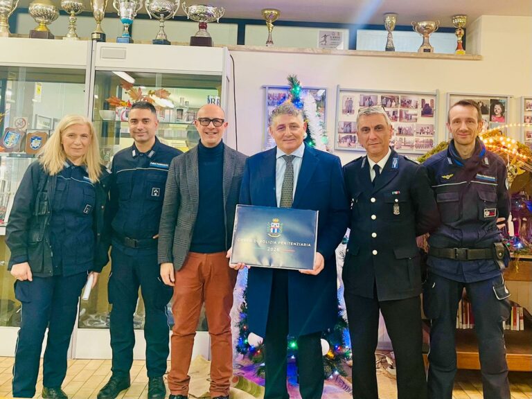 Montebianco Costruzioni omaggia la polizia penitenziaria della Dogaia