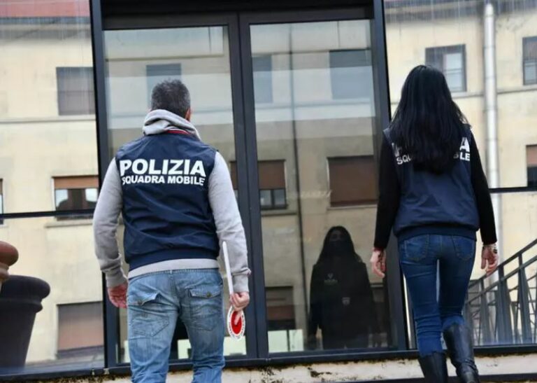 Sequestrano e torturano un connazionale per un debito, 4 arresti a Prato