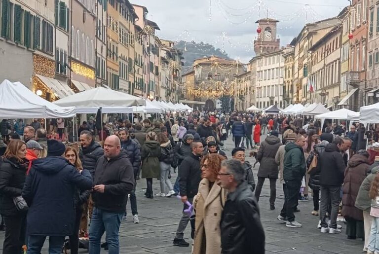 ‘Pescia Cambia’ protesta per l’annullamento del mercato del 5 settembre