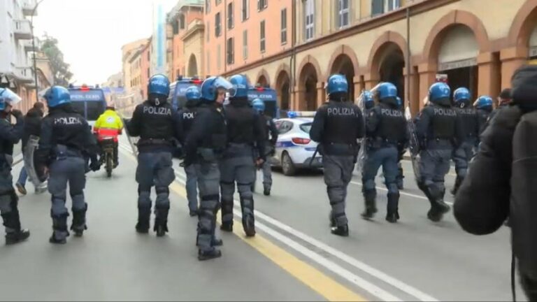 Disordini prima del match Bologna Celtic: 47 denunciati, un arresto, Daspo e fogli di via