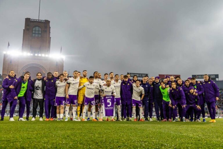 La Fiorentina espugna Bologna e dedica la vittoria a Rocco Commisso