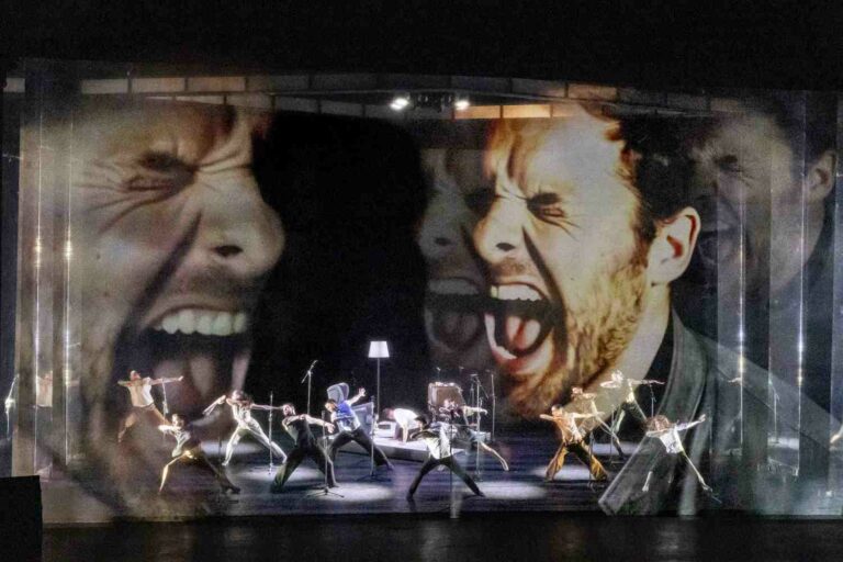 “The Wall”: lo storico album dei Pink Floyd rivive al Manzoni con la danza