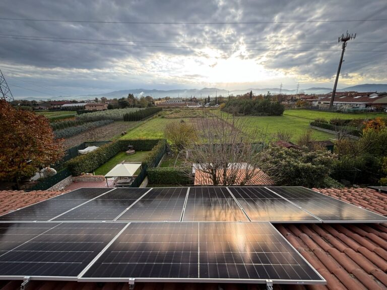 Agrisolare, contributo a fondo perduto fino all’80%: Eco Efficiency affianca le aziende agricole e agroindustriali
