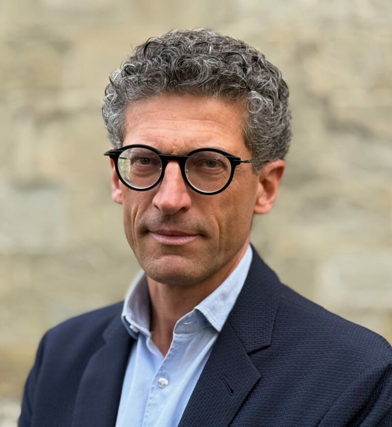 Capecchi: “Prolungare l’apertura della biblioteca fino alle 22 e far tornare l’Università a Pistoia”