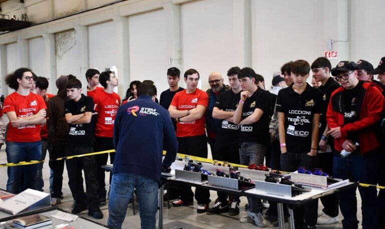 Mini Formula 1 in pista a Pistoia alla Cattedrale ex Breda