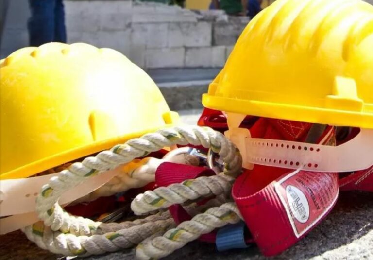 Sicurezza sul lavoro, ogni anno controlli in un’azienda su dodici e in un cantiere su sei