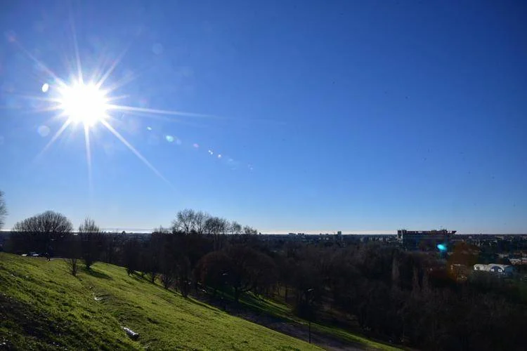In arrivo il sole con l’anticiclone delle Azzorre, da quando e dove: il meteo